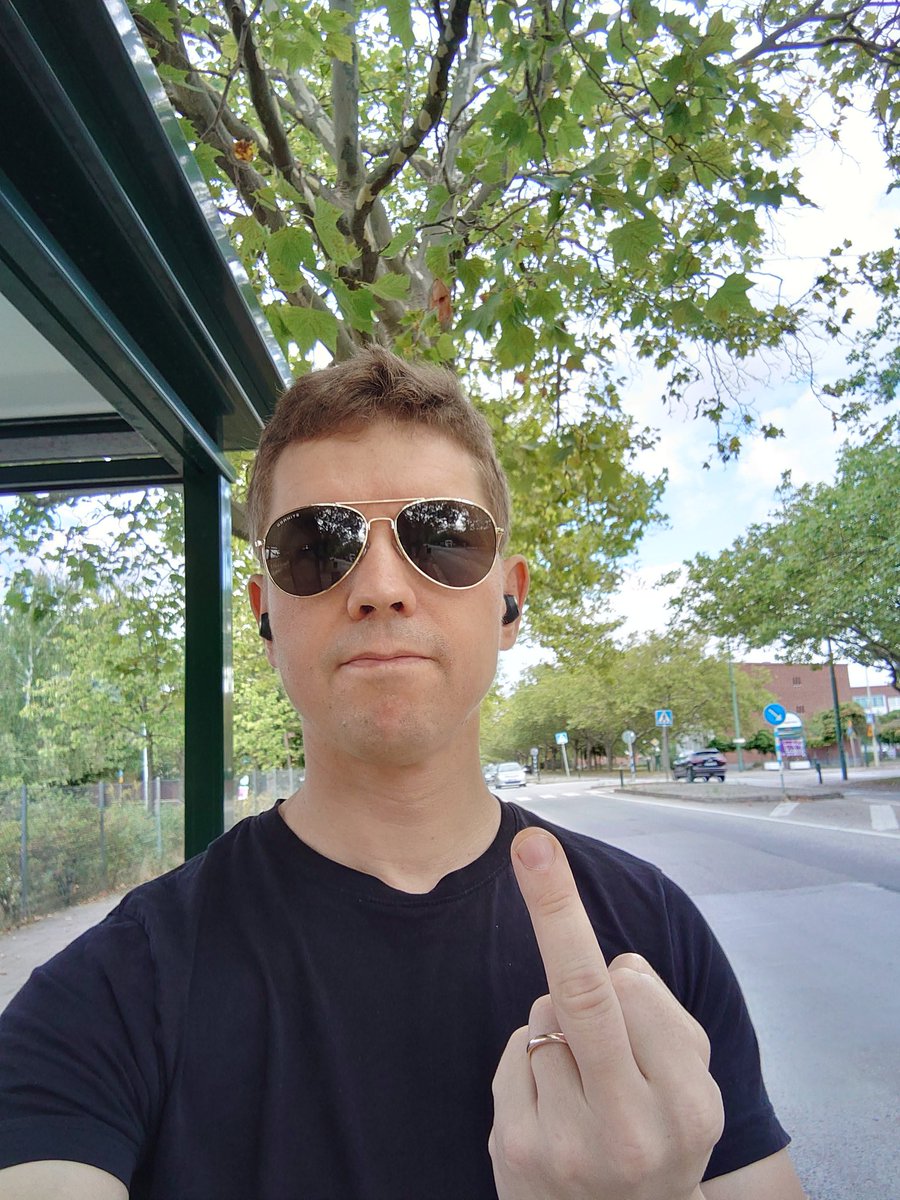 Förr om åren var jag väldigt töntig, men nu är jag så här tuff.