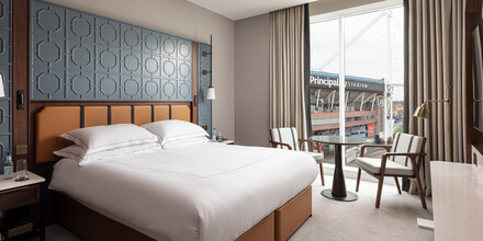 theparkgatehotel (@parkgatehotel) on Twitter photo Rugby lovers - the #AutumnNationsSeries is just around the corner! 🏉
Enjoy the games followed by an overnight stay at #TheParkgateHotel from £279 per room. We're right next to the <a href="/principalitysta/">Principality Stadium</a> too! theparkgatehotel.wales/offers/2022-au… Rugby lovers - the #AutumnNationsSeries is just around the corner! 🏉
Enjoy the games followed by an overnight stay at #TheParkgateHotel from £279 per room. We're right next to the <a href="/principalitysta/">Principality Stadium</a> too! theparkgatehotel.wales/offers/2022-au…