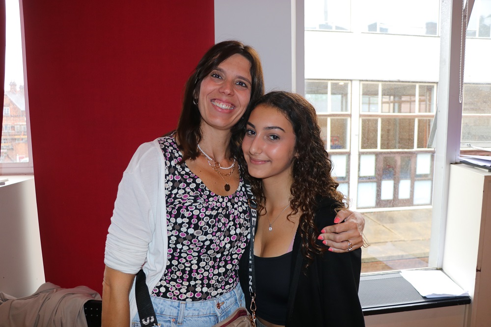 Congratulations to Year 11 students at St Joseph’s College, Reading who have achieved excellent GCSE outcomes again this year. Despite returning to externally assessed exams, candidates have improved the percentage of top grades achieved. bit.ly/3pJP0ck  #SJCRCommitment