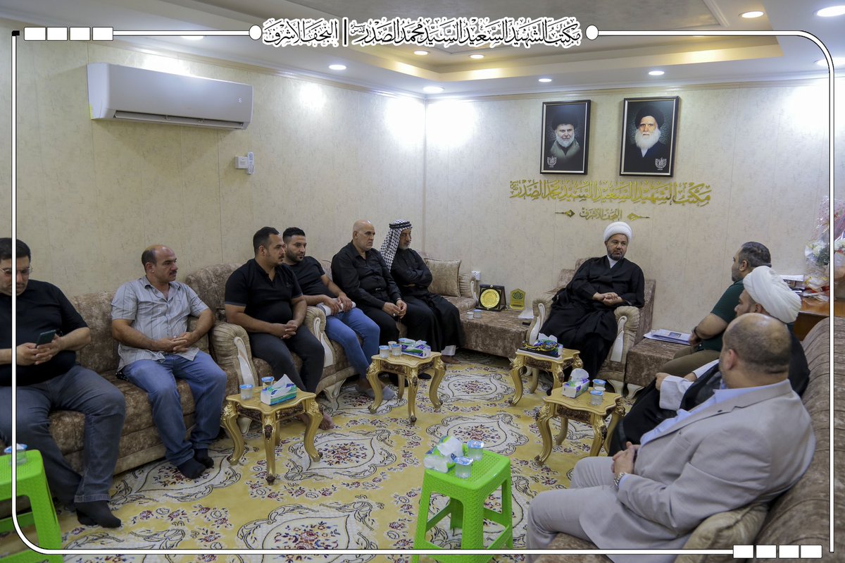 alsaderoffice's tweet photo. يستمر مكتب الشهيد السعيد السيد محمد الصدر (قدس سره) في النجف الاشرف باستقبال النخب والوفود من مختلف فئات وشرائح وطبقات المجتمع . 

حيث استقبل المكتب الشريف صباح اليوم الخميس عددًا من طلبة الحوزة العلمية والشخصيات الاكاديمية والعشائرية والاجتماعية وعموم المواطنين . https://t.co/0K002uzHhh