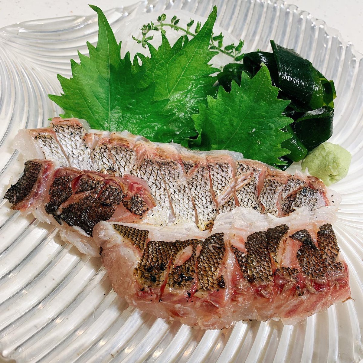MayumiONO8's tweet photo. 今夜は肉じゃが🥔🤗🍀イサキの炙りと生ワカメ🐟🤗🍀ハーブ鮎の梅肉タレ🐟🤗🍀#夕ごはん🌃
#膠原病 #シェーグレン症候群 がいつのまにか治った #glutenfree な #おうちごはん😋 #無添加 #additivefree #organic☘️ #発酵発芽玄米🍚 #ジビエ🥩 #無肥料無農薬固定種のお野菜 🥬 #caffeineless☕️ #japan https://t.co/dhPxYgOQ5F