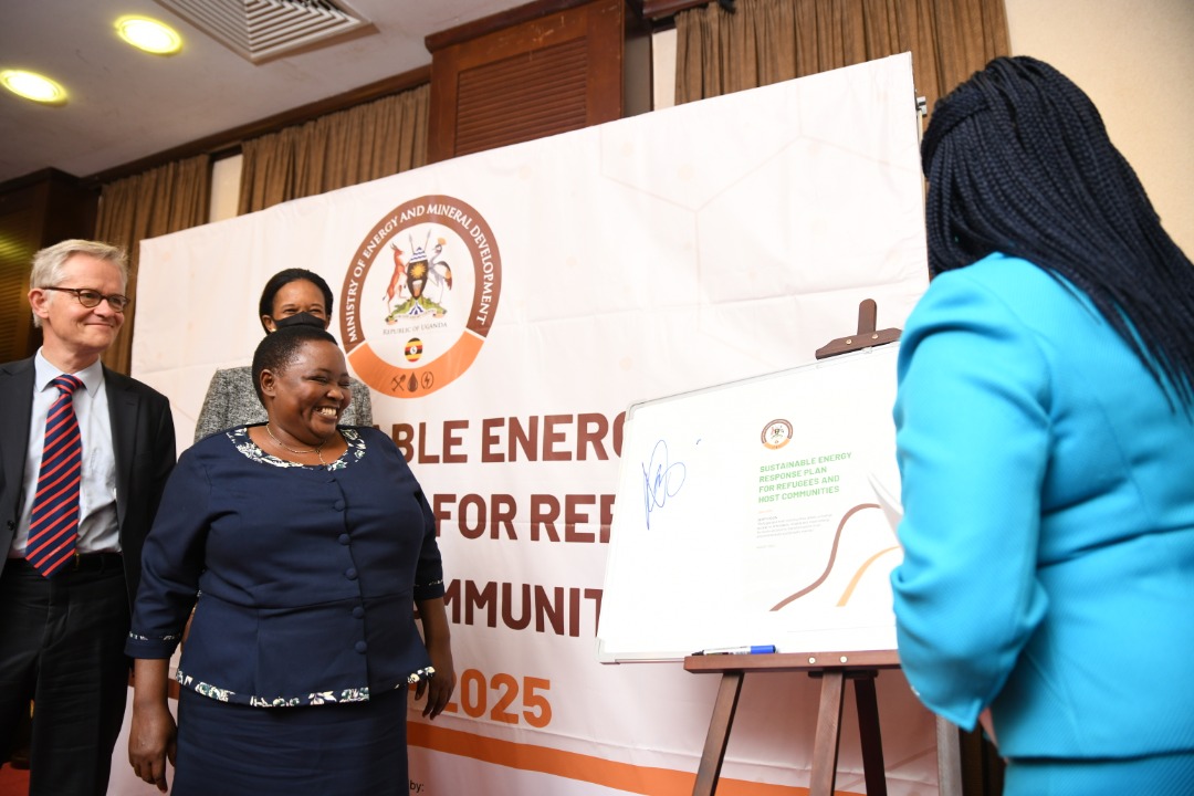 CrrfUganda's tweet photo. The SERP, the first of its kind, envisions a world where refugees and host communities attain universal access to affordable, reliable and clean energy for social-economic transformation in an environmentally sustainable manner. #WithRefugees #energy4All https://t.co/ZUGG2ckBwi