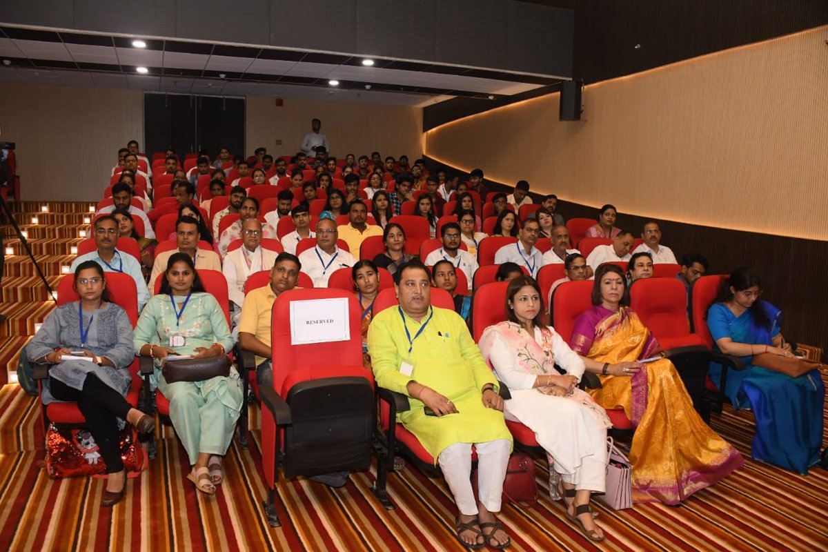 NCWIndia's tweet photo. Chairperson @sharmarekha participated as Chief Guest and shared her insights at the One-Day Regional Consultation Meet organised by @NCWIndia in collaboration with the Institute of Women’s Studies, University of Lucknow. @PIBWCD @MinistryWCD https://t.co/zciYlKKDsr