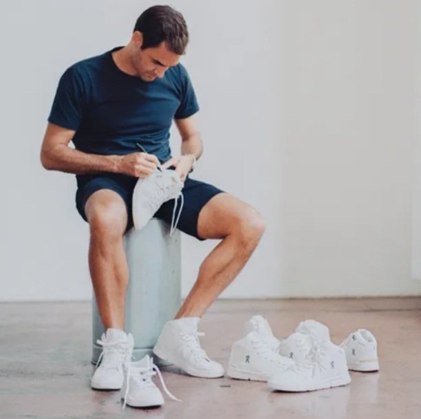 hanaycp's tweet photo. To celebrate the release, On running 🎯 giving away three pairs of shoes signed by Roger Federer himself 👟५✍🏻

#THEROGER Clubhouse Mid https://t.co/Us0SSH3C4o