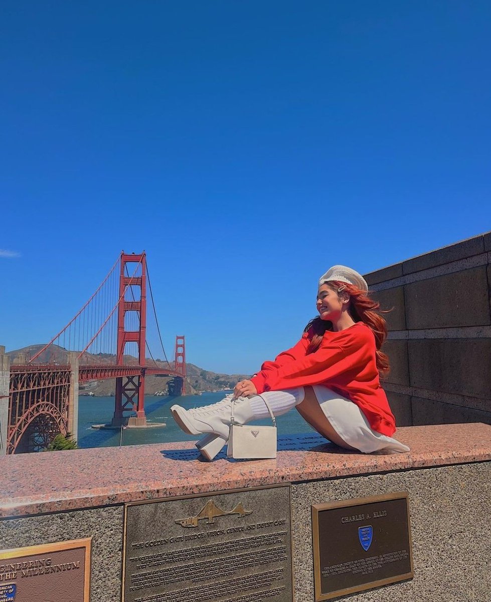 dear_anndrew's tweet photo. This trip is golden ☀︎ https://t.co/y89Hwbseh6