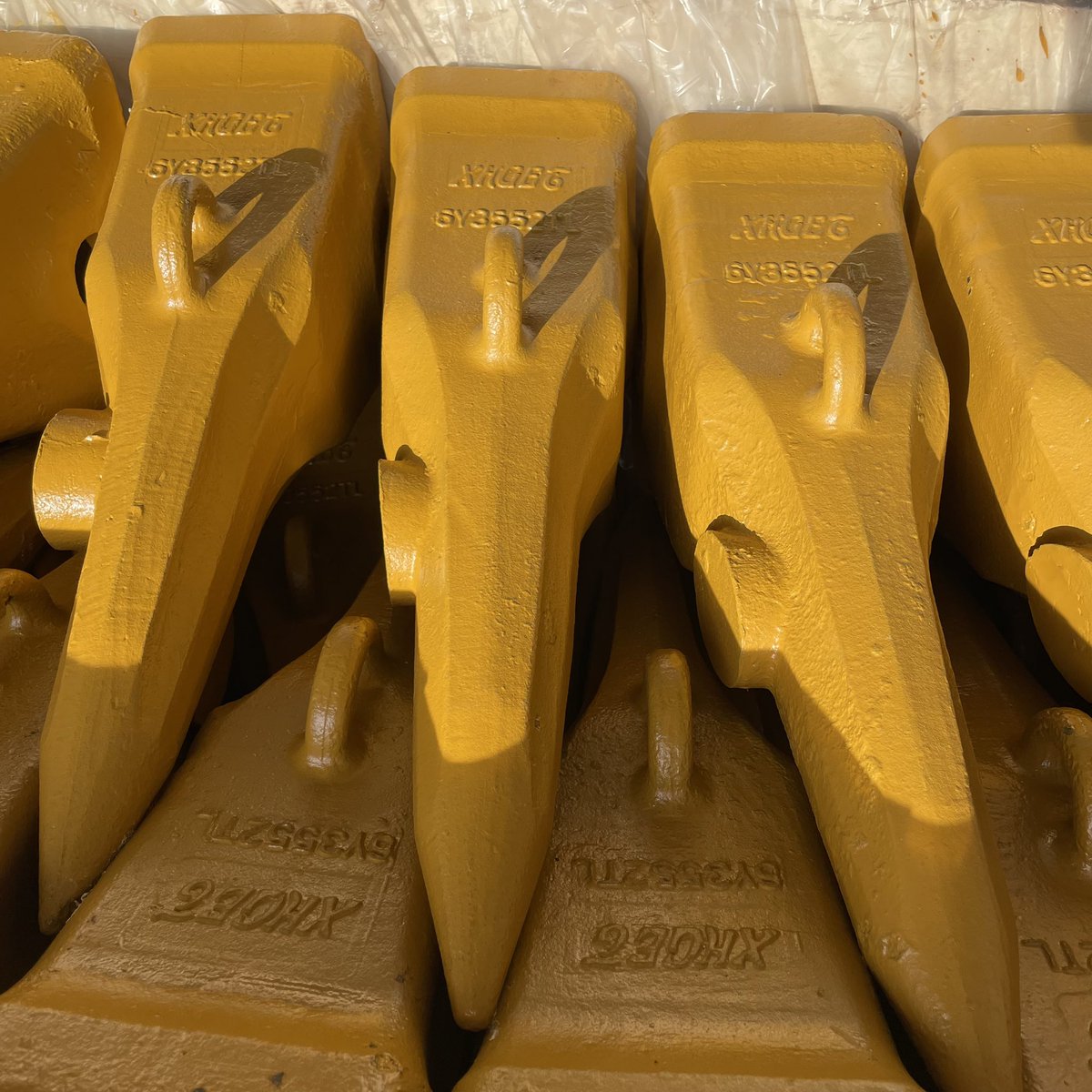 Yoki0907's tweet photo. Jiangxi xinhang precision casting Co.,Ltd
Bucket teeth
Brand: XHGET®
Products: all kinds of GET/FPS
Capacity: 1,500,000KG/month ( 70% for exporting~40 *20GP)
Mold: more than 1000 sets
Yoki: 008618279588875 (WhatsApp, Zalo, Line)
E:yoki@xhget.com
Website: https://t.co/Uqrf7asGfN https://t.co/ojM3eHFc2g