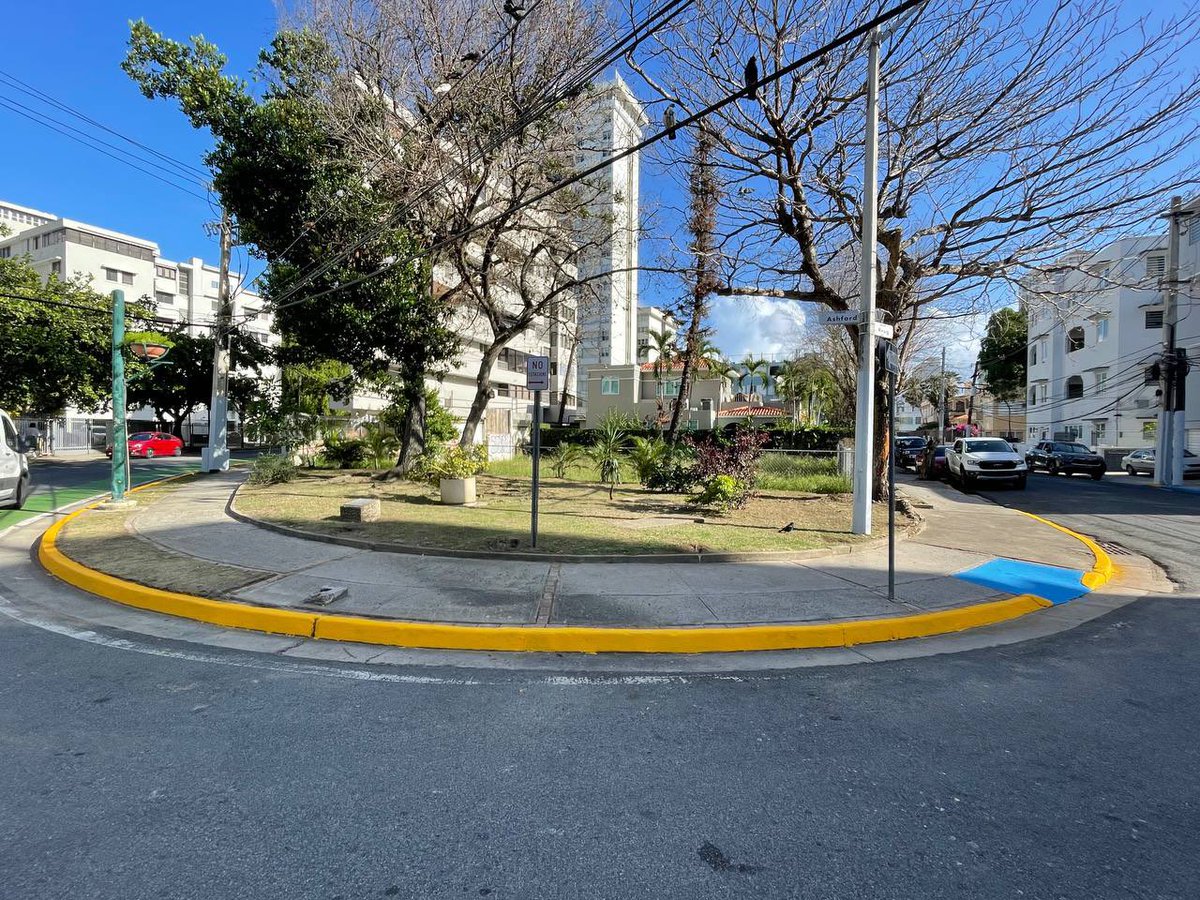 Miguel_Romero_'s tweet photo. ✅ Gracias a nuestra Brigada de Impacto, el Parque Borinquen en Condado fue atendido y se limpió el área para que fuera una segura a la comunidad. ¡Pronto nuevas noticias! #SanJuan https://t.co/HzcnvSKSRa