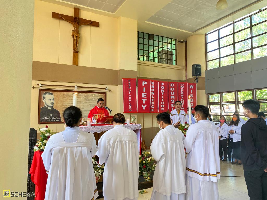 schemaslu's tweet photo. : SCHEMA News
SAMCIS community ushers new AY; celebrates Mass of the Holy Spirit
READ: https://t.co/gGdrK1jEaX
by Leila Gwen Aspiras
Photos by Jeecel Sanchez
#MassoftheHolySpirit
#schemaNEWS https://t.co/6O7HsyjuJ7