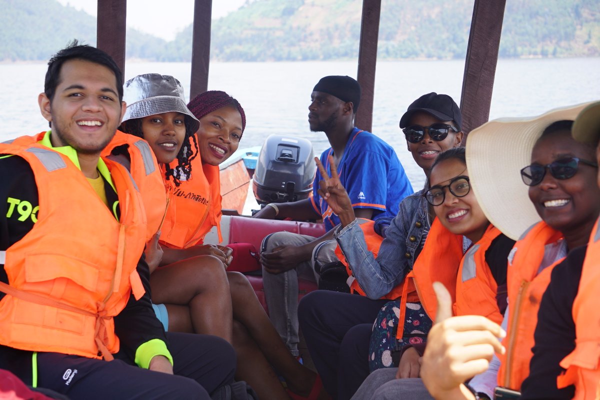 FramaAdventures's tweet photo. Come and enjoy the #boatride with us.
DM/Whatsapp us +250783270762 https://t.co/E1qruuomvw