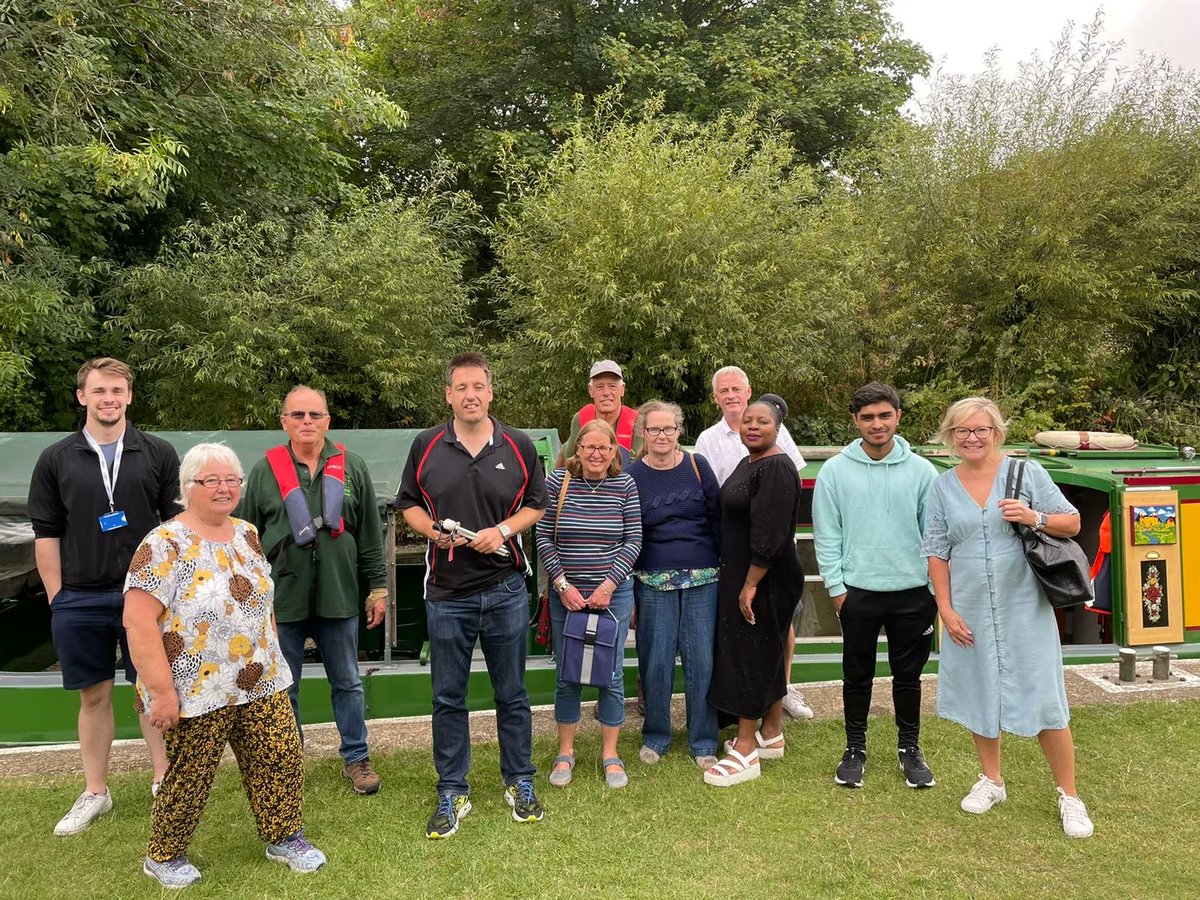 HeadwaySurrey's tweet photo. Thank you Surrey Care Trust! Our clients had an amazing time on the Swingbridge boat trip on the River Wey this week and enjoyed the visit to Dapdune Wharf.
@NTRiverWey
#riverwey #dapdunewharf #guildford #surey #braininjury #braininjurysupport https://t.co/A0JHzvmwgo