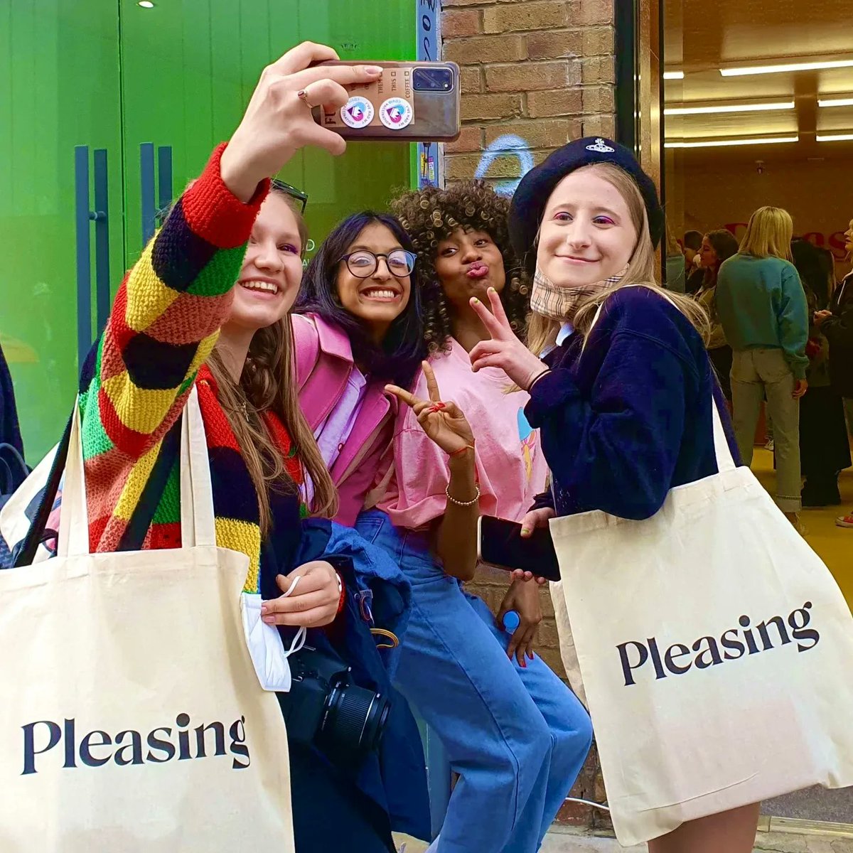 weIMPLEMENT's tweet photo. Our Implementers found their #Pleasing at the Shroom Bloom #POPUP 
We supported Pleasings 2nd micro collection launch 
#weIMPLEMENT #IMPLEMENTER #ImpleMENTOR #OurTeamYourTeam #AuthenticPersonalities #EventStaff #BrandAmbassador #EventAgency  #StaffingAgency https://t.co/peazB2sli7