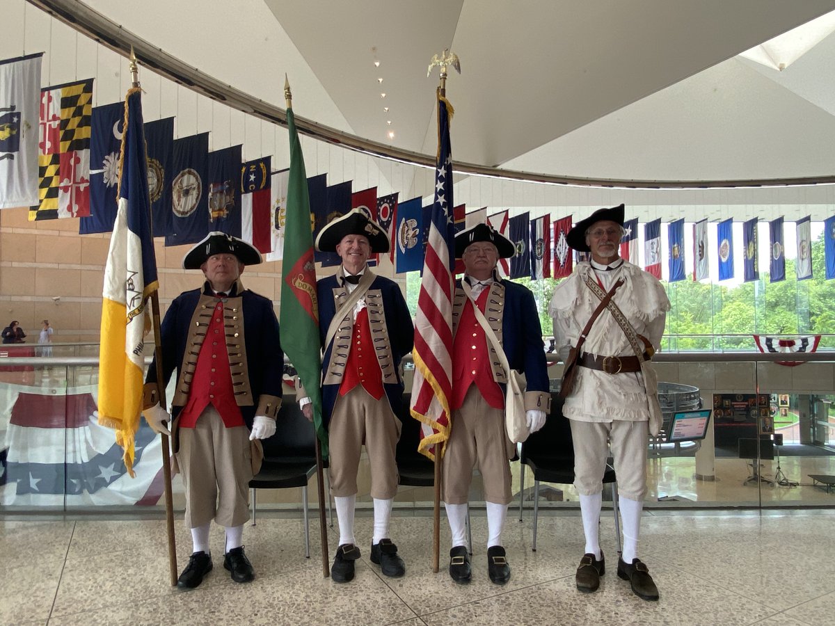 BetsyRossHouse's tweet photo. Throwback Thursday to #Flagfest! This year we welcomed many new faces to our weeklong festivities. It's safe to say we can't wait for next year! 🇺🇸
Pictured: 2022 Flag Day Naturalization Ceremony at the National Constitution Center. https://t.co/03LZH1lUxu