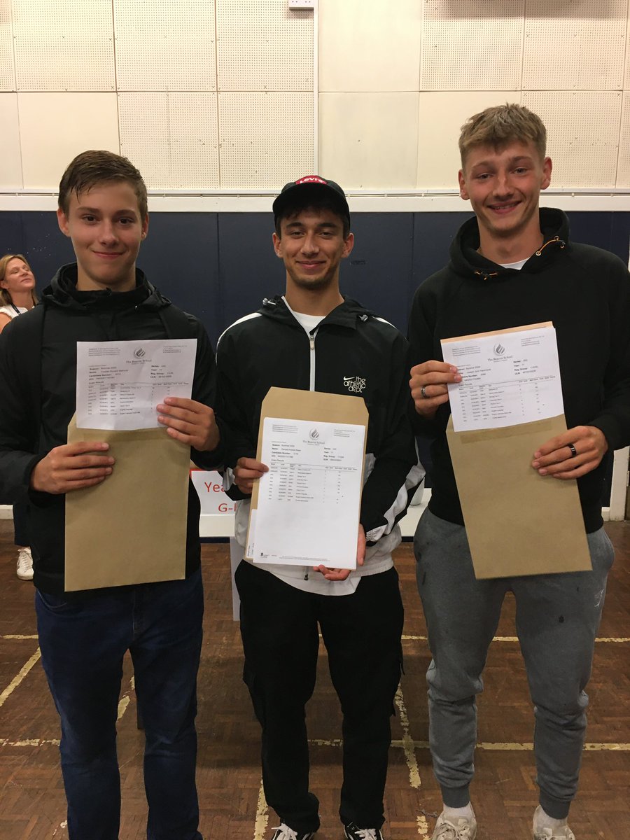 TheBeaconSch's tweet photo. Record GCSE results at The Beacon School 2022 https://t.co/LOqUQqi0aQ https://t.co/aeC1ZmZPCQ
