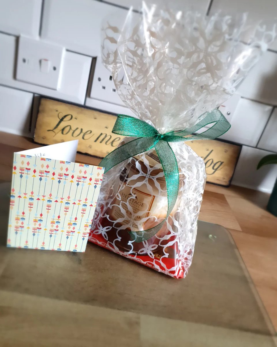 PatientWuth's tweet photo. 💕Thank you from a patient to Kate Theaker on Ward 30💕
Such lovely feedback, well done Kate for living up to the Patient Experience Strategy
Kate "I'm very privileged to look after our courageous patients"
#wuthpatientexperience #arroweparkhospital #wuth #thankyou #Ward30 https://t.co/upsRHtlXFs
