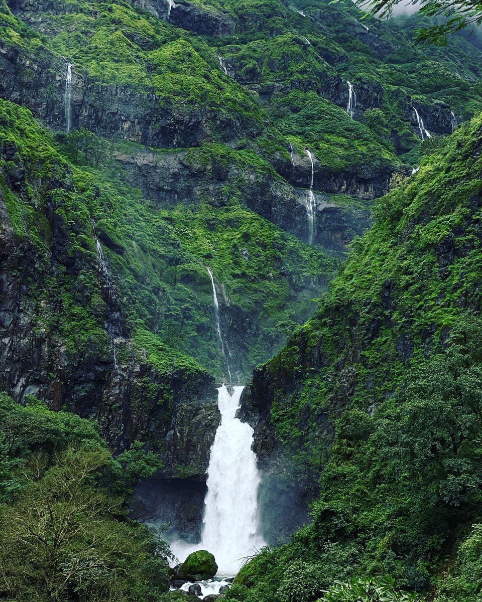 Rotti_jr's tweet photo. @OfficeOfNG @nitin_gadkari  Jai Hind Sir.  Shri Marleshwar Temple is such an important tourist destination in the Konkan region. The road to this temple is so bad that even google map doesn’t show a direct route. Please help in any capacity possible to restore connectivity. https://t.co/MplDs7AQqI