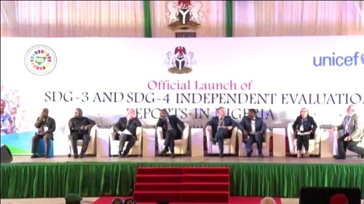 SDGRadioNG's tweet photo. #HappeningNow
Panel session
#LaunchSDG3and4Reports by H.E. VP @ProfOsinbajo In Partnership with @FinMinNigeria, @UNICEF_Nigeria @UN_Nigeria
Cc @ossap_sdgs #GoodHealth #WellBeing #QualityEducation #SDGNG #SDGEvaluation #Agenda2030 #GovtAtWorkNG #SDGRadio #SDGRadioNG #BeTheFuture https://t.co/I3FyoOHyQy