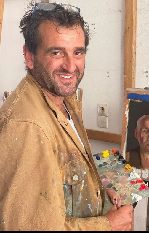 BCRPM's tweet photo. British artist Tomas Watson has lived &amp; worked in Greece. He studied at the Slade School of Art in London &amp; 1998, won the BP Portrait Award &amp; was subsequently commissioned by the @NPGLondonNational to paint the author John Fowles.
https://t.co/cFrwt505aw
1/1
#art #philhellene https://t.co/pjFkHhXmV9