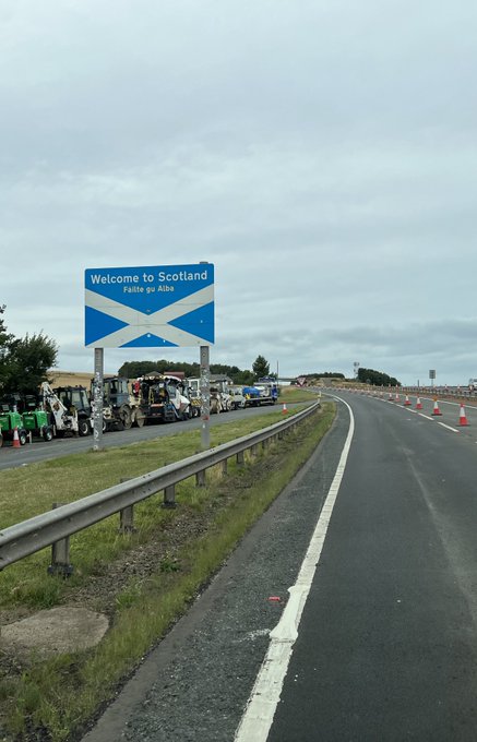 Scotland welcomes me with roadworks! https://t.co/NWRr6LMrqb<a href="/tag/chaturbate"class="tags"><span>#chaturbate</span></a>