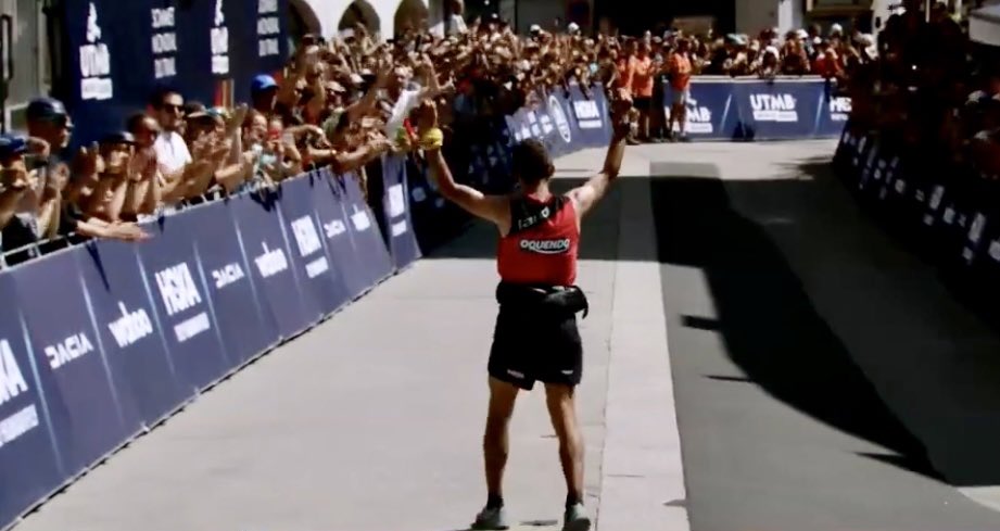 El rey León 🦁 

Manuel Merillas se lleva la #OCC en su debut en el Ultra Trail du Mont Blanc 

#UTMB2022 #utmblive #utmb #landtrail #landteam #scarpa