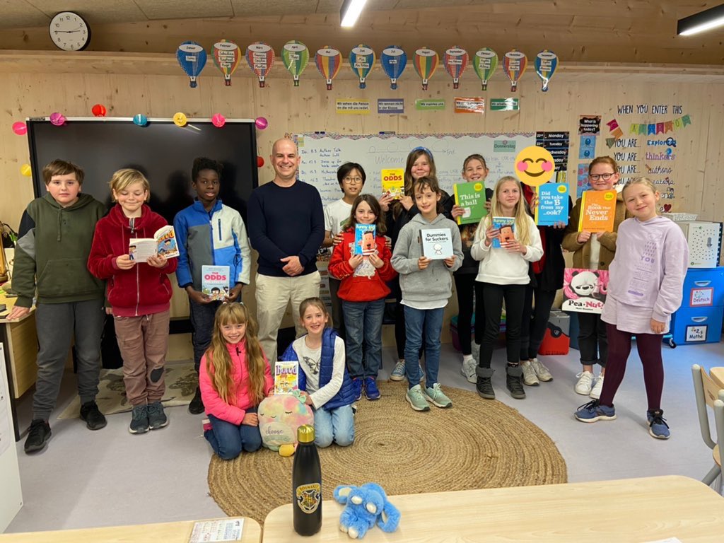 My creative writers were anything but Bored gaining inspiration while being immersed in the creative processes of the wonderful <a href="/m_stanton/">Matt Stanton</a> ✨📚✏️😃🙌 #writingworkshop #creativewriting #mattstanton #funnykid