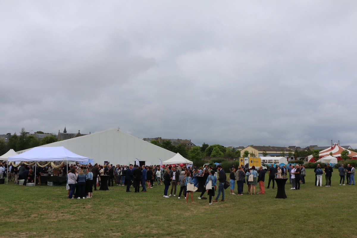 DioceseRennes's tweet photo. Aujourd’hui, les chefs d’établissements de l’Enseignement catholique en Ille-et-Vilaine sont rassemblés à Keriadenn, pour leur journée de reprise en présence de #MgrPierredOrnellas. 1/6⤵️ https://t.co/3xHv9v2ArC