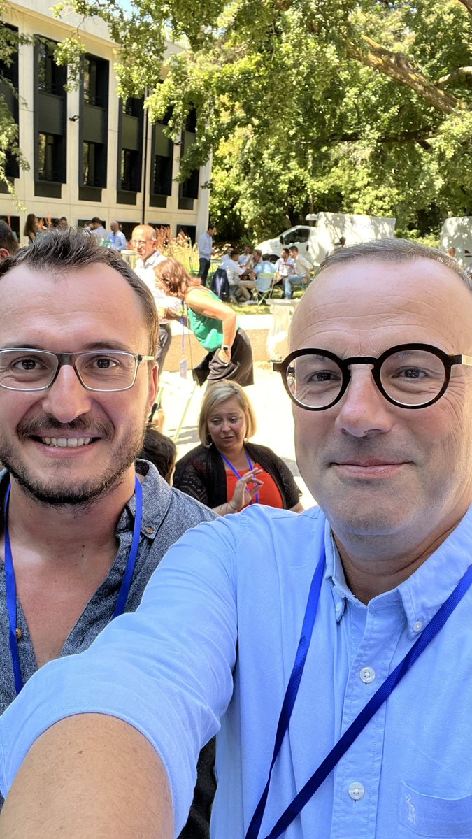 LLINAS_JC's tweet photo. Binôme reconstitué blake&amp;mortimer alias @SolutiLyon @Akuiteo @DigitalSummR https://t.co/5hU6gpupsY