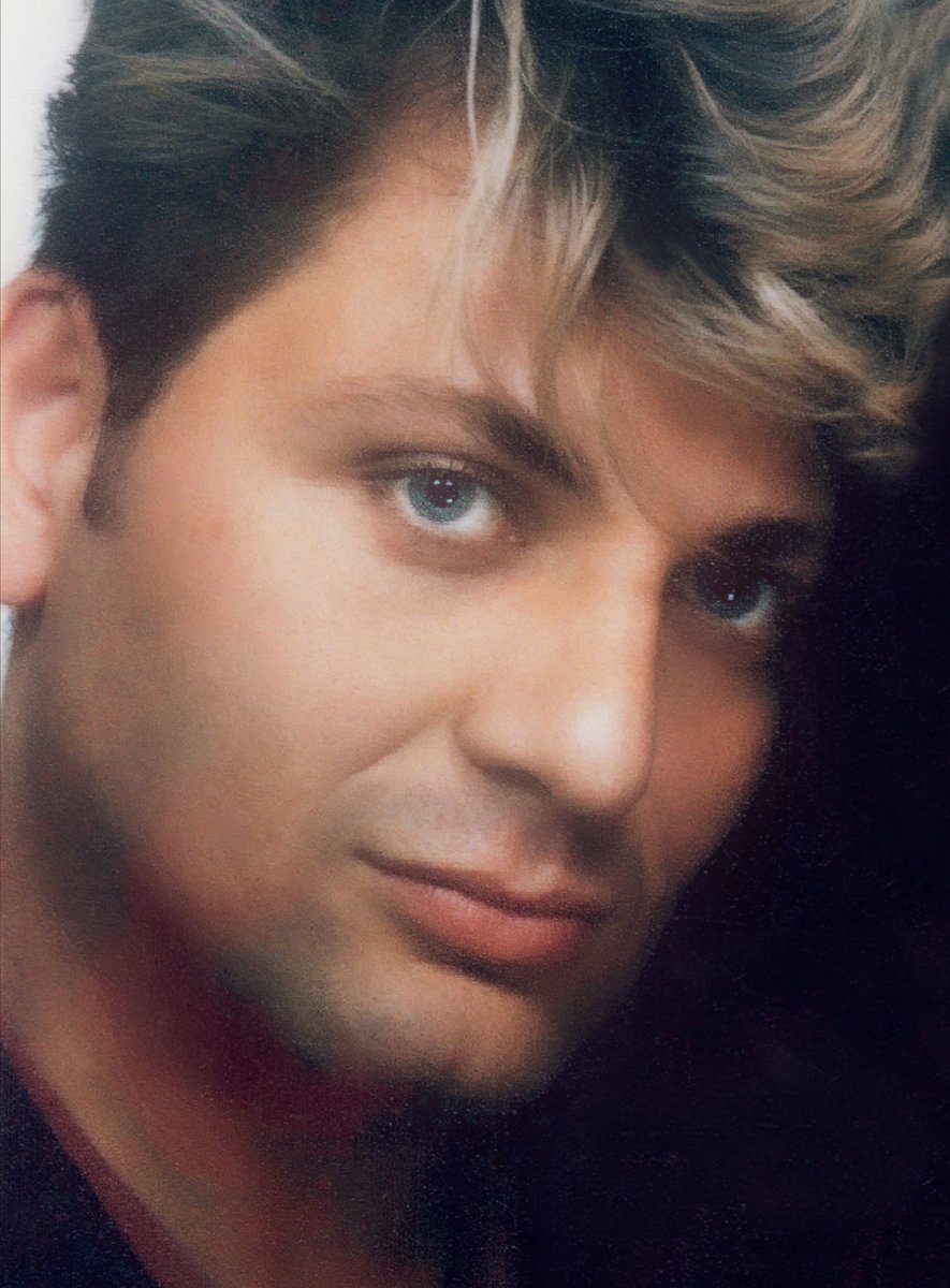 memferda1's tweet photo. Ahh... The 80'S -  How I Miss those Days  Lol 🙂 😏#flashbackchallenge #flashback80s #flashbackthursday https://t.co/xLiOFQupvB
