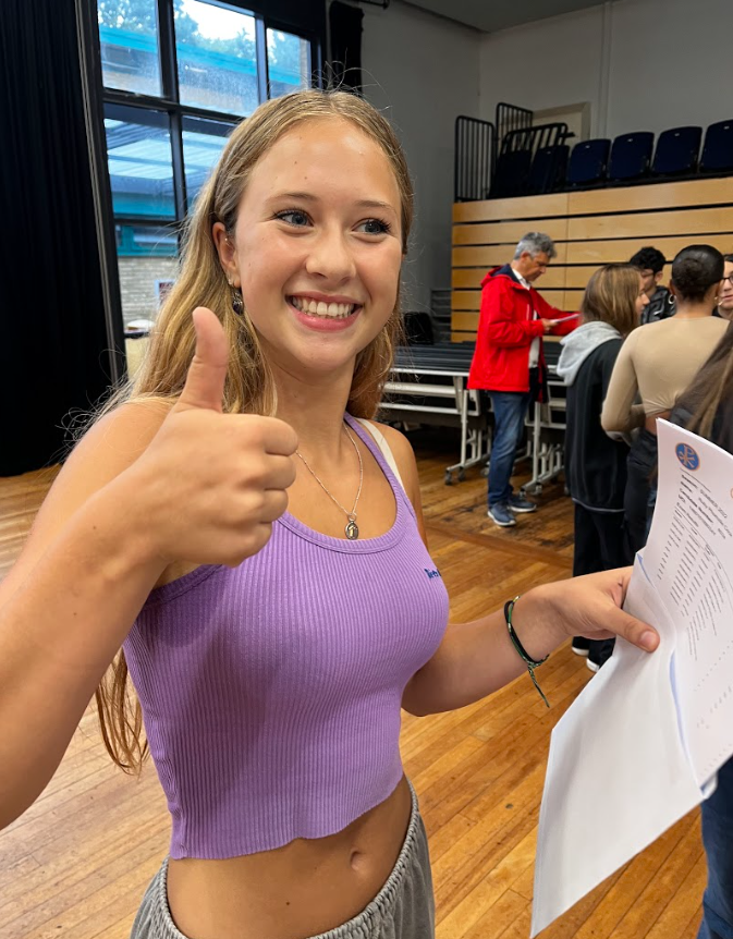 christs_school's tweet photo. There was delight and joy at Christ’s School this morning as students celebrated our best-ever set of GCSE results  #gcseresultsday2022 
https://t.co/aMibkoMVly https://t.co/4VMxoOEtpM