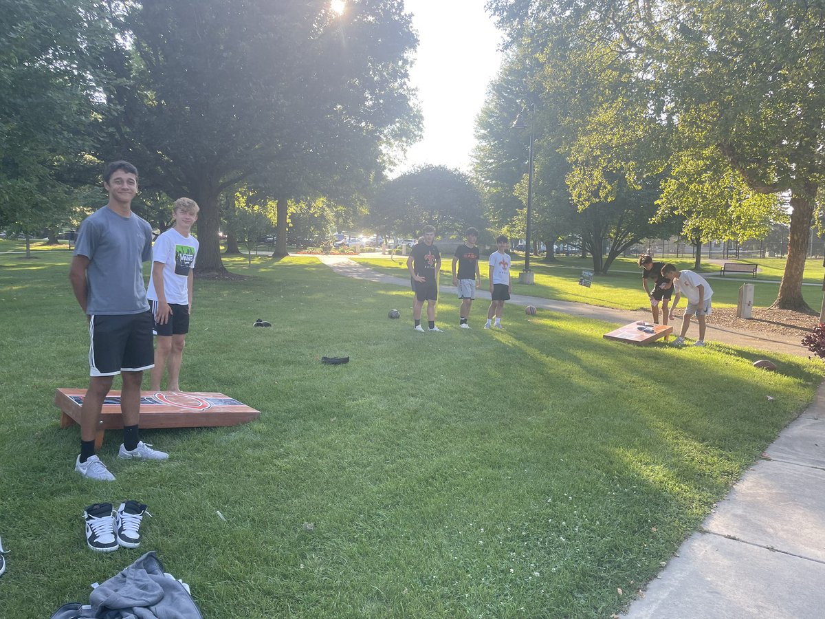 JV1 having a little food and fun before game day ⚽️🧡🖤 <a href="/STCESoccer/">STCE Boys Soccer</a>