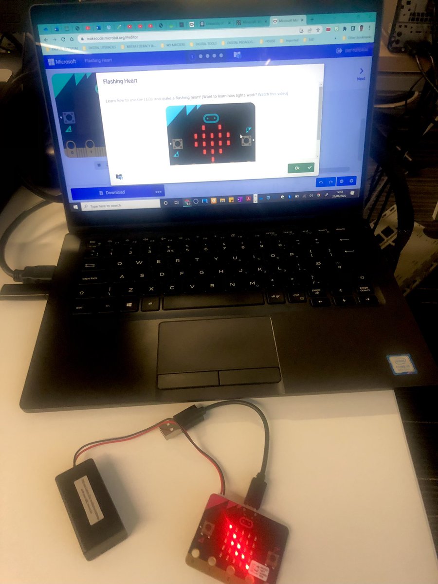 StrathDigitalEd's tweet photo. Great to kick off #StrathPGDE Primary Computing Science this morning with Team 5. Happy days learning how to teach computational thinking using children’s picture books, to coding rock, paper, scissors on @microbit_edu &amp; making it rain chickens in Minecraft @PlayCraftLearn 🤩 https://t.co/UhYEyCzZg5