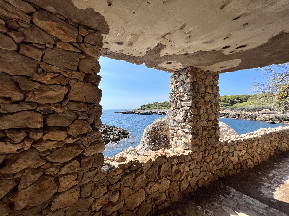 lexaMoon_crypto's tweet photo. On termine le jeu concours de l’été de mon road trip de vacances dans le sud !

La première personne qui me dit ou se trouve ce lieux (ville +nom de l’endroit ) gagne 1mois gratuit à un abonnement VIP pour recevoir en illimité des crypto pépites 🔥✅

Bon courage à tous 💪 https://t.co/yVovPPggvl
