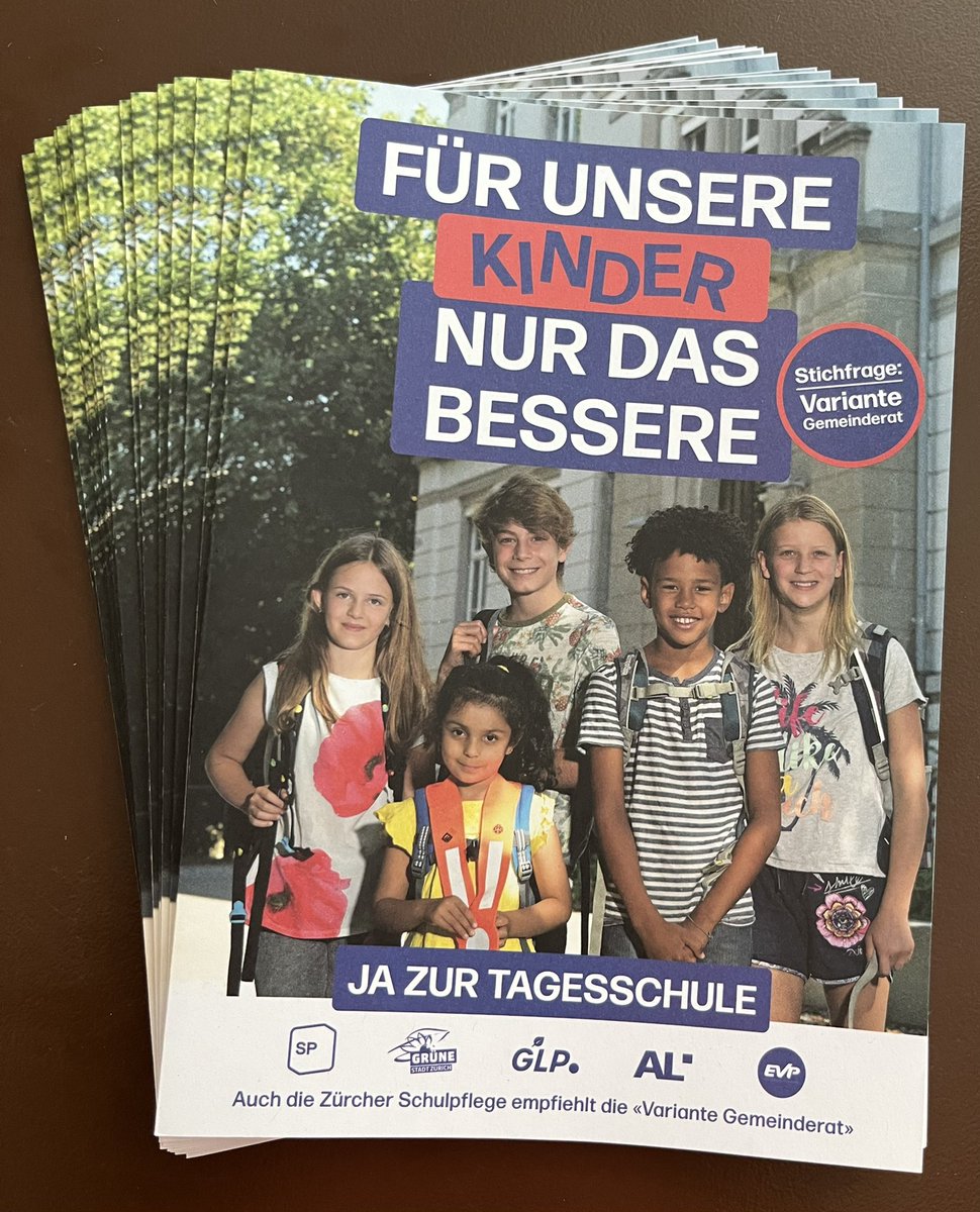 Nicole_Wyss_8's tweet photo. Startschuss der Kampagne für eine bessere Zürcher #Tagesschule! Das Material ist da - los geht’s! Das überparteiliche Komitee (@al_zuerich, @spzuerich, @GrueneZuerich, @glpstadtzuerich und EVP Zürich) erläutert, warum ein Ja zur Variante des Gemeinderats ein absolutes Muss ist! https://t.co/S063aDMY7U