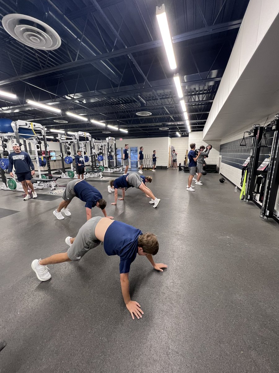 GS Men's Golf tweet media