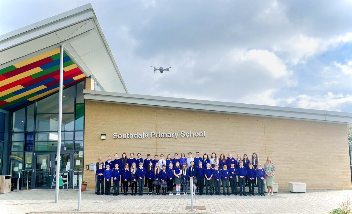 southdaleps's tweet photo. It’s photo day here at Southdale! Here are our amazing Primary 7 pupils having their pictures taken by drone 🤩📷 We can’t believe our FIRST EVER P1 children are now P7… we are all excited for an amazing year ahead with lots to look forward to! #TeamSouthdale https://t.co/eM8OBW8acg
