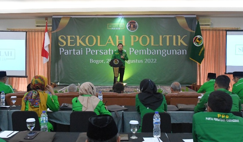 DPP_PPP's tweet photo. Sekolah Politik 
Partai Persatuan Pembangunan 
Bogor, 25-27 Agustus 2022

Sekolah Politik PPP ini diikuti oleh DPC PPP Selindo, bertujuan untuk menguatkan ideologi kepertaian kader PPP Selindo.

#PartaiPPP https://t.co/xKNypdPvKt