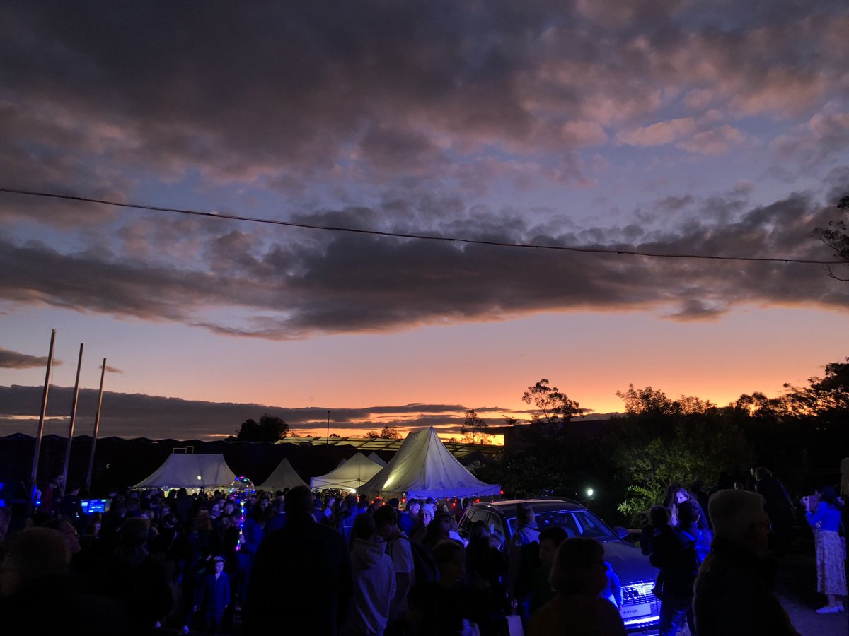 GISS Weihnachtsmärkte 2022 🎄✨🤶 #christmasmarkets #weihnachtsmärkte #carolofthebells #schoolchoir