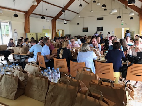 mgen49's tweet photo. #rentrée #Sante #travail Bienvenue aux nouveaux Professeurs Collège et Lycée @acnantes Belle rentrée à tous😀Merci @InspeNantes pour leur accueil 👍 @groupe_mgen @MGENetvous https://t.co/4Fd52T3crx
