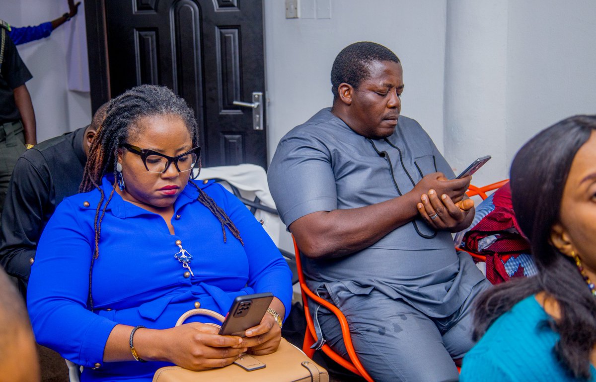 ScienceAllyNG's tweet photo. #Throwback Thursday!

Scenes from our July #Sciencehangout 

@opuahabeikwen @OFABnigeria @OfabAfrica @josephopoku1990 @modestannedi @enkaybc @BiosafetyNig @ScienceAlly @ABRAHAM2637 @EnkayOgwo @Agricissexy @aatfafrica @afri_isaaa @isaaa_org @CropLifeIntl @CroplifeAME @roxydado https://t.co/gzioWbj6UB