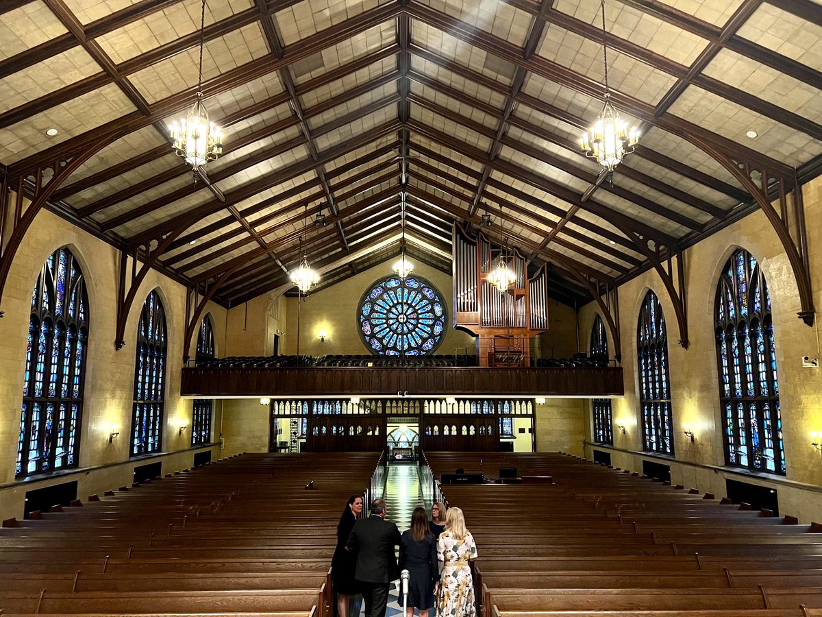 Mark_DeWitt's tweet photo. I can’t imagine a better way to begin the day at ⁦@HopeCollege⁩. Communion with cherished colleagues and friends. #SperaInDeo https://t.co/QXIJd29ZF5