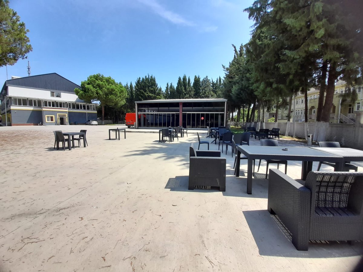 Okulumuz Sakarya büyüksehir Öğretmenevi (Erenler) Cafe ve restaurant hizmeti vermeye  başlamıştır..