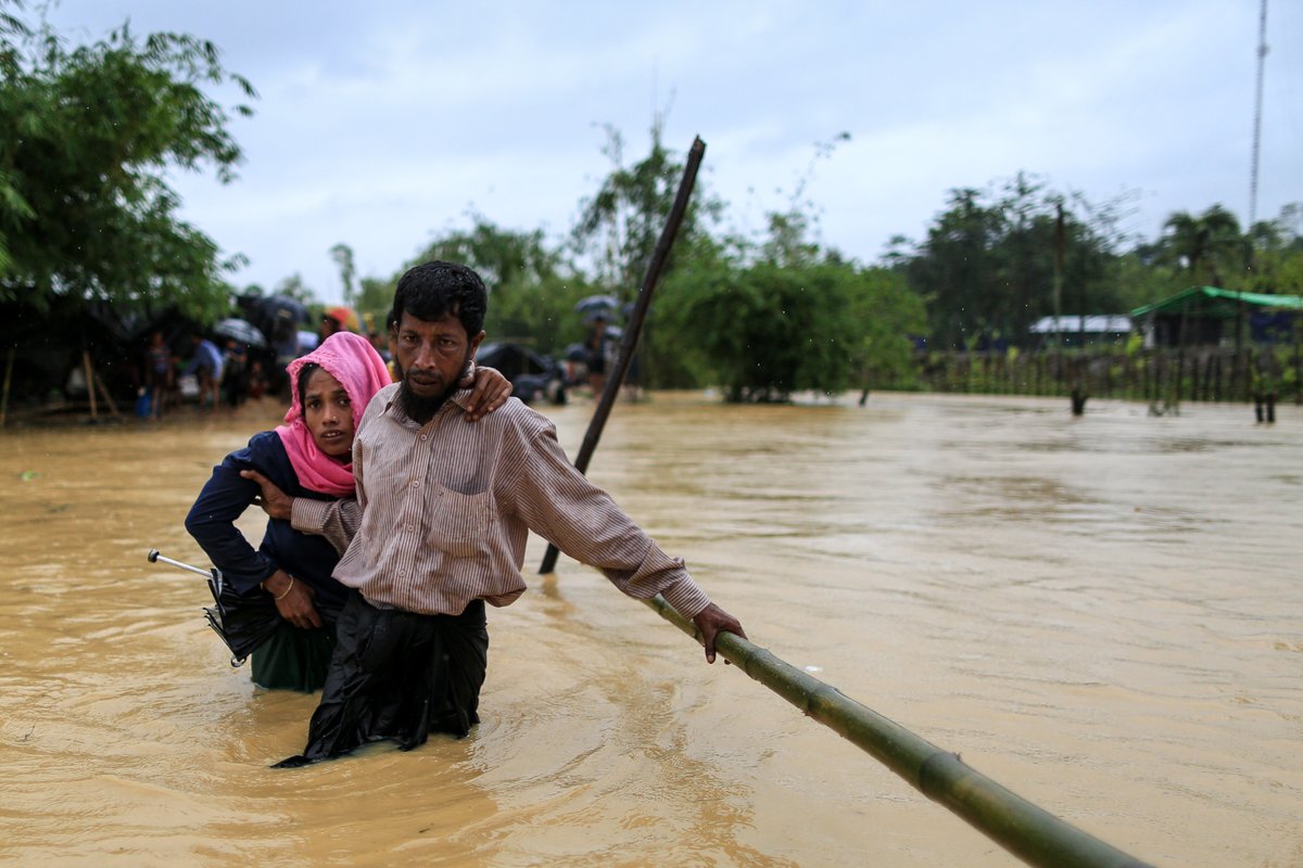 AJEnglish's tweet photo. Rohingya refugees mark fifth anniversary of their mass forced exodus from Myanmar to Bangladesh today - as the US, the EU and other Western nations pledged to continue support ⤵️

— in pictures https://t.co/JQdEnP5SUX https://t.co/90DPIVeVDZ