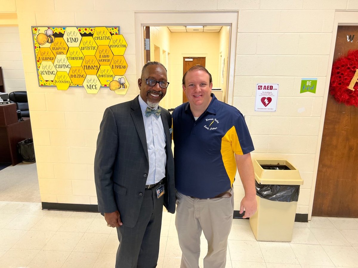 ncpublicschools's tweet photo. Today we salute school support staff who perform a variety duties, often unnoticed, so schools run seamlessly every day. Thank you for being a vital part of the support systems for teachers, principals, students &amp; families! @HokeCoSchools @OnslowSchools @WCPSS @weldon_city https://t.co/UgDkEhPwhz