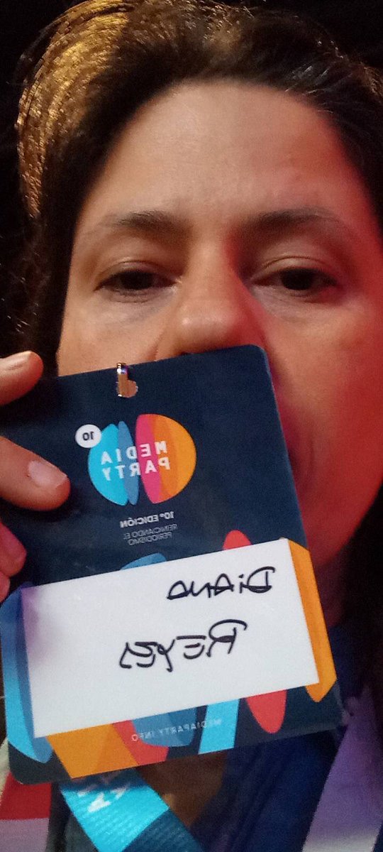 transmediaCANAL's tweet photo. Pues ya está @ReyesBarrena en #MediaParty. Con ella @transmediaCANAL. A la 1 de BsAs pueden encontrarla con @HacksHackersBA. #HHBA 🔥🔥🔥 https://t.co/l7deaofkps