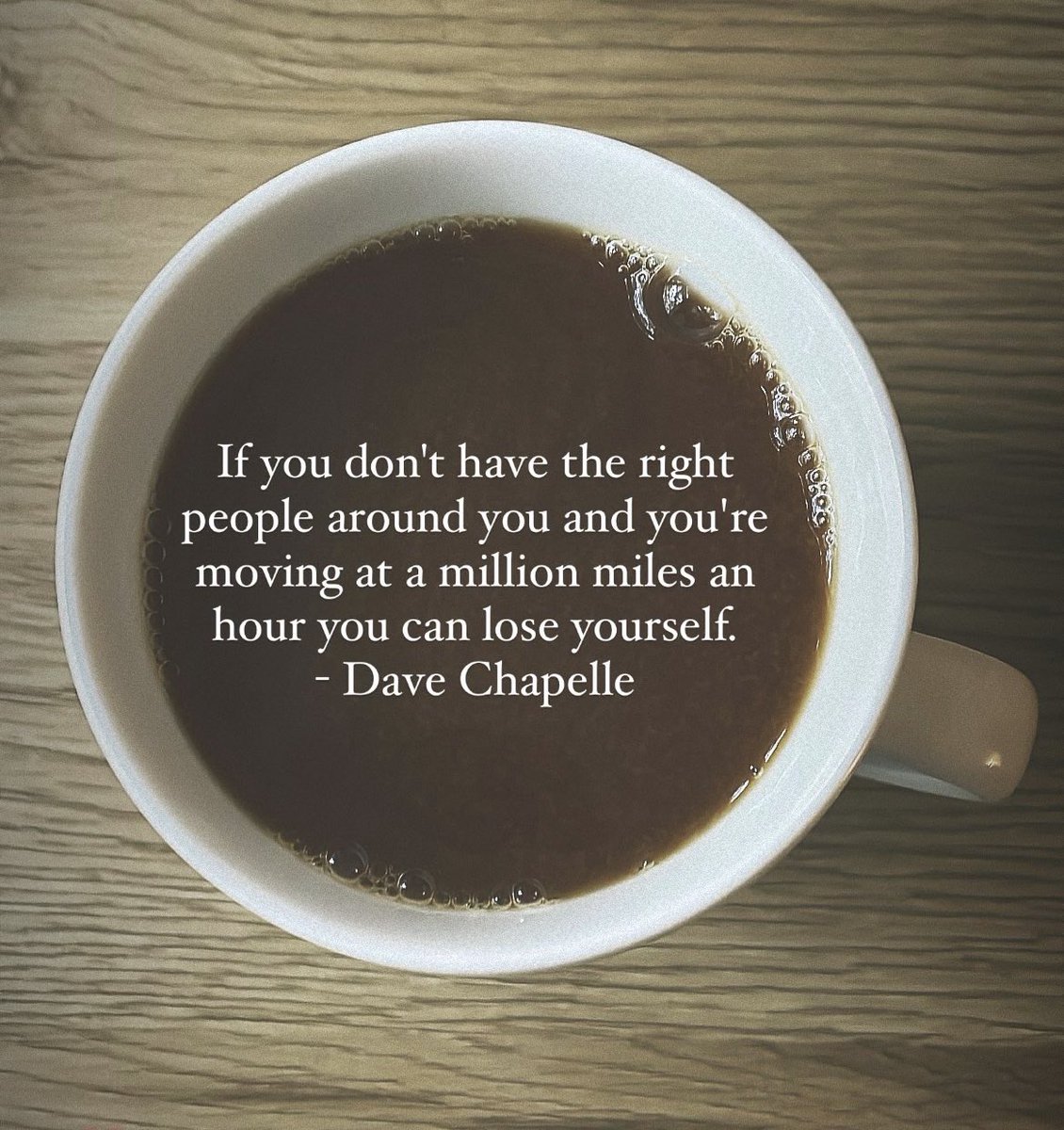 Välillä vauhti kiihtyy. Silloin on kiitollinen niistä muutamasta tyypistä, jotka uskaltavat napata paidankulmasta kiinni ja sanoa ääneen ne tarvittavat sanat jotka palauttavat keskittymisen takaisin olennaiseen. #kesaerata22