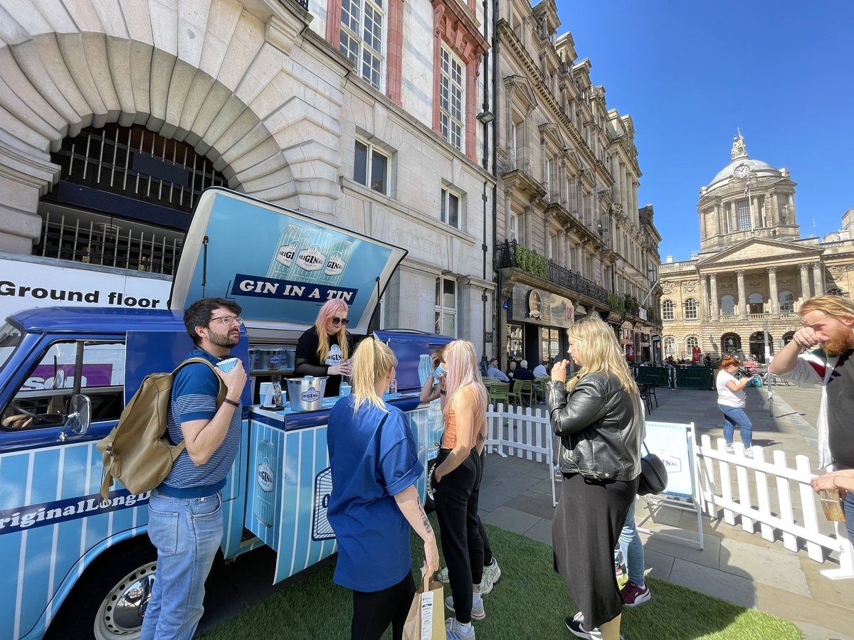LpoolBIDcompany's tweet photo. Head down to @castlestreetlpl now to try some delicious gin in a tin from @originallongd π€©π₯
πOur Castle St #PromoteInLiverpool site! https://t.co/xhPMd4FeAu