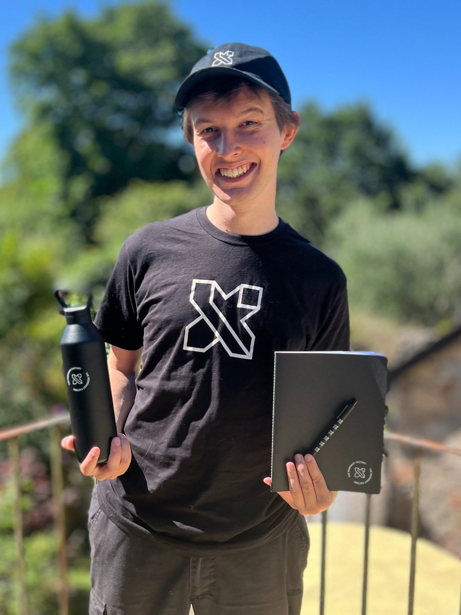 🌟🌟My team at Google X is hiring!

We're looking for someone in {Proteins}∩{ML}, to apply Transformers/LLMs to protein design.
(We're doing some really really cool stuff.🤖)

DM me + apply here: x.company/careers-at-x/5…

This could be you!