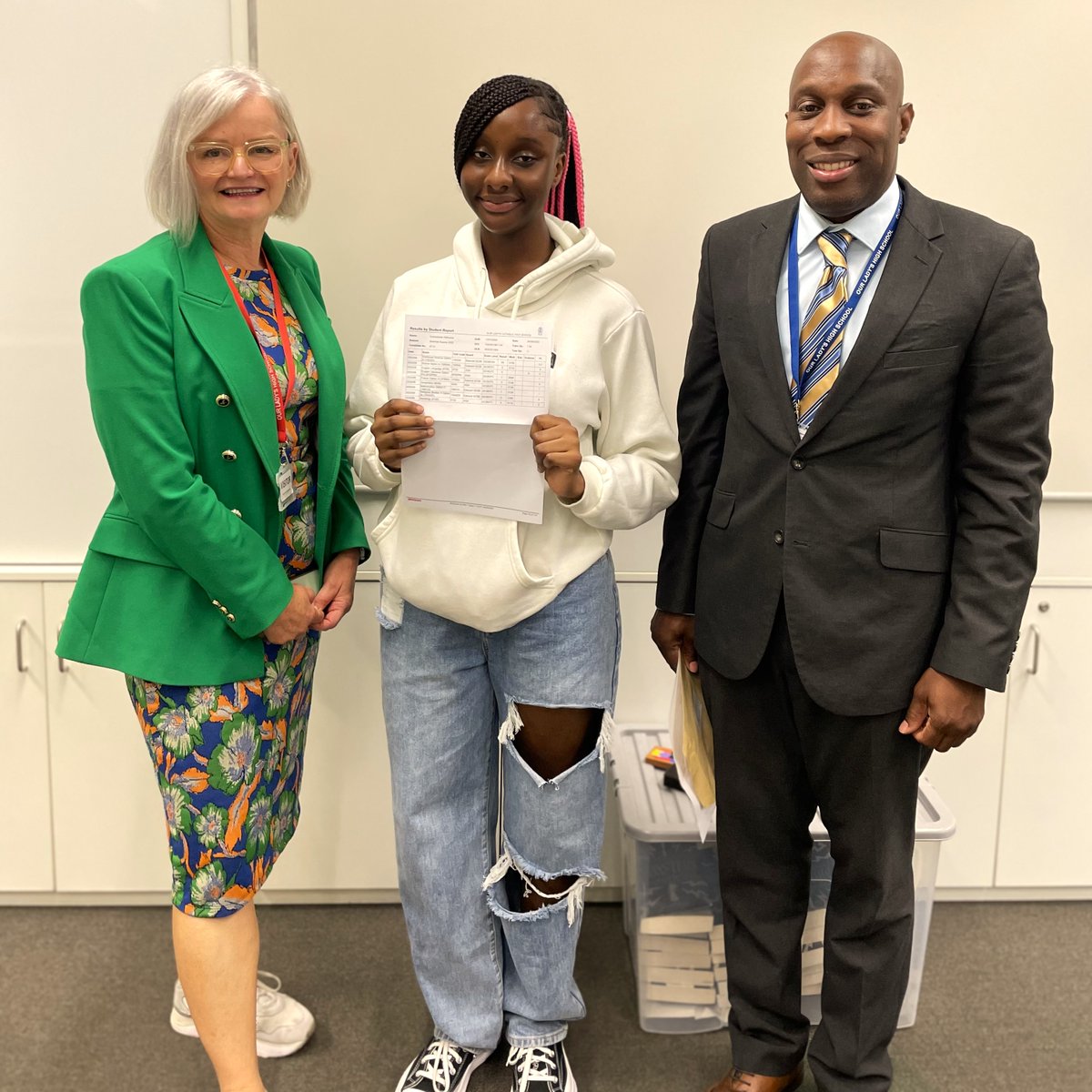 Aschshackney's tweet image. “I could not be prouder of this incredible group of young women. You get out what you put in and their relentless determination and desire to succeed has led them to this point.  ~ Mr English, Headteacher

Many thanks to Jacquie Burke for joining us for the celebrations!