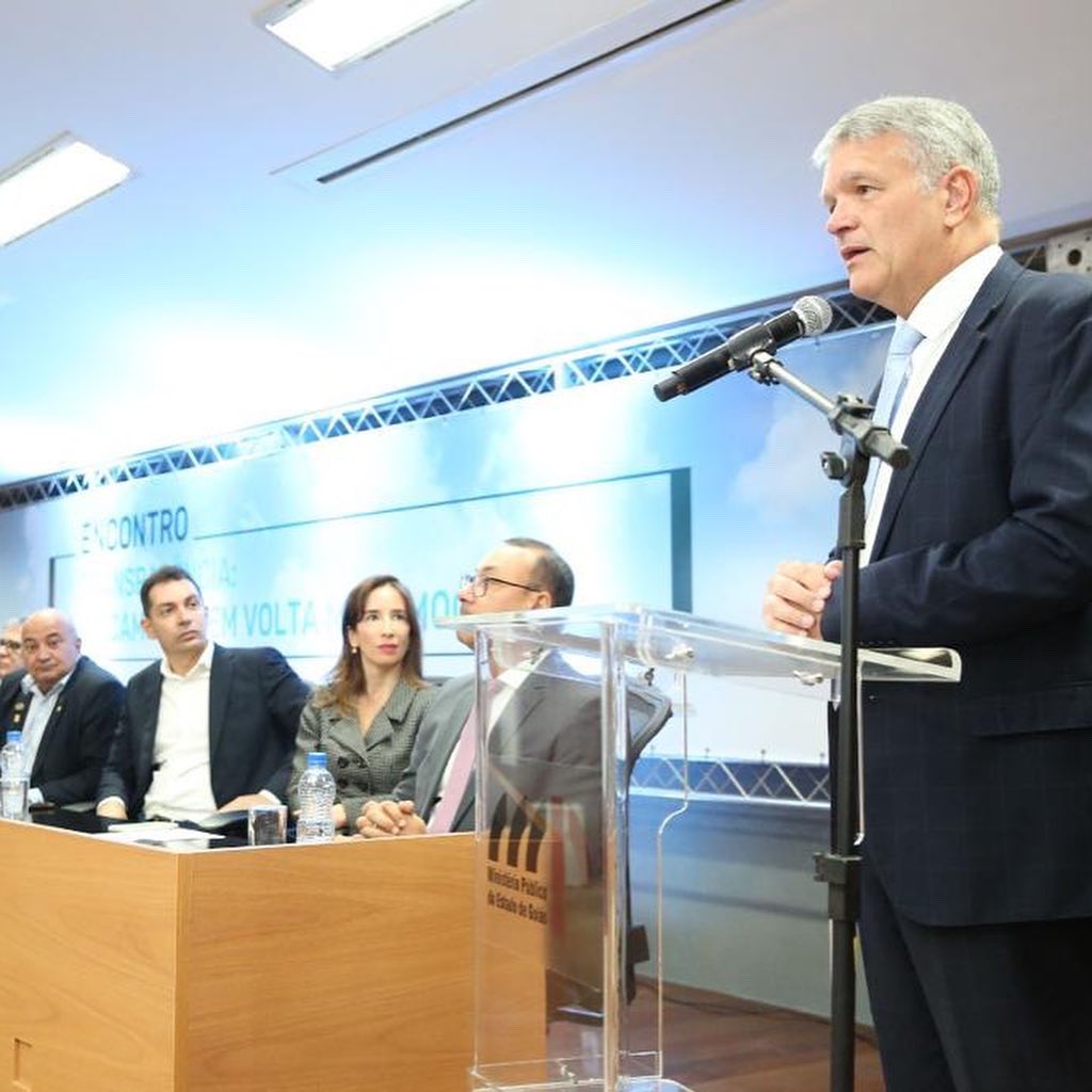 henriqueziller's tweet photo. Encontro “Transparência: um caminho sem volta na democracia”, que aconteceu no auditório do @MPdeGoias. A CGE foi representada por mim e o Bruno Rolim, superintendente de Governo Aberto. https://t.co/8GAnaVBGqq