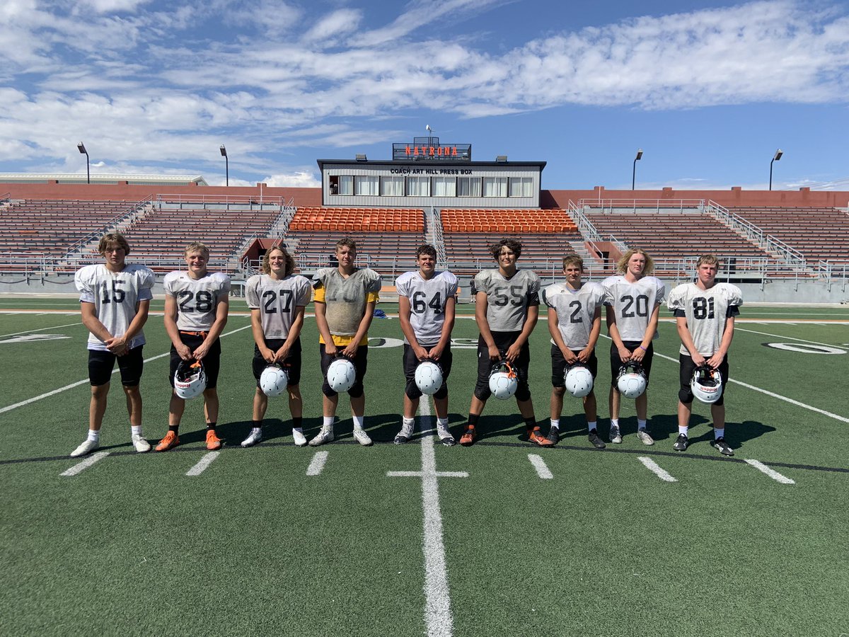 NatronaFootball's tweet photo. These Seniors, Juniors Sophomores and Freshmen have perfect attendance through fall 2-a-days and 1st game prep #15StraightDays #WellDone #RunTheOrange https://t.co/LunzvvP4q9
