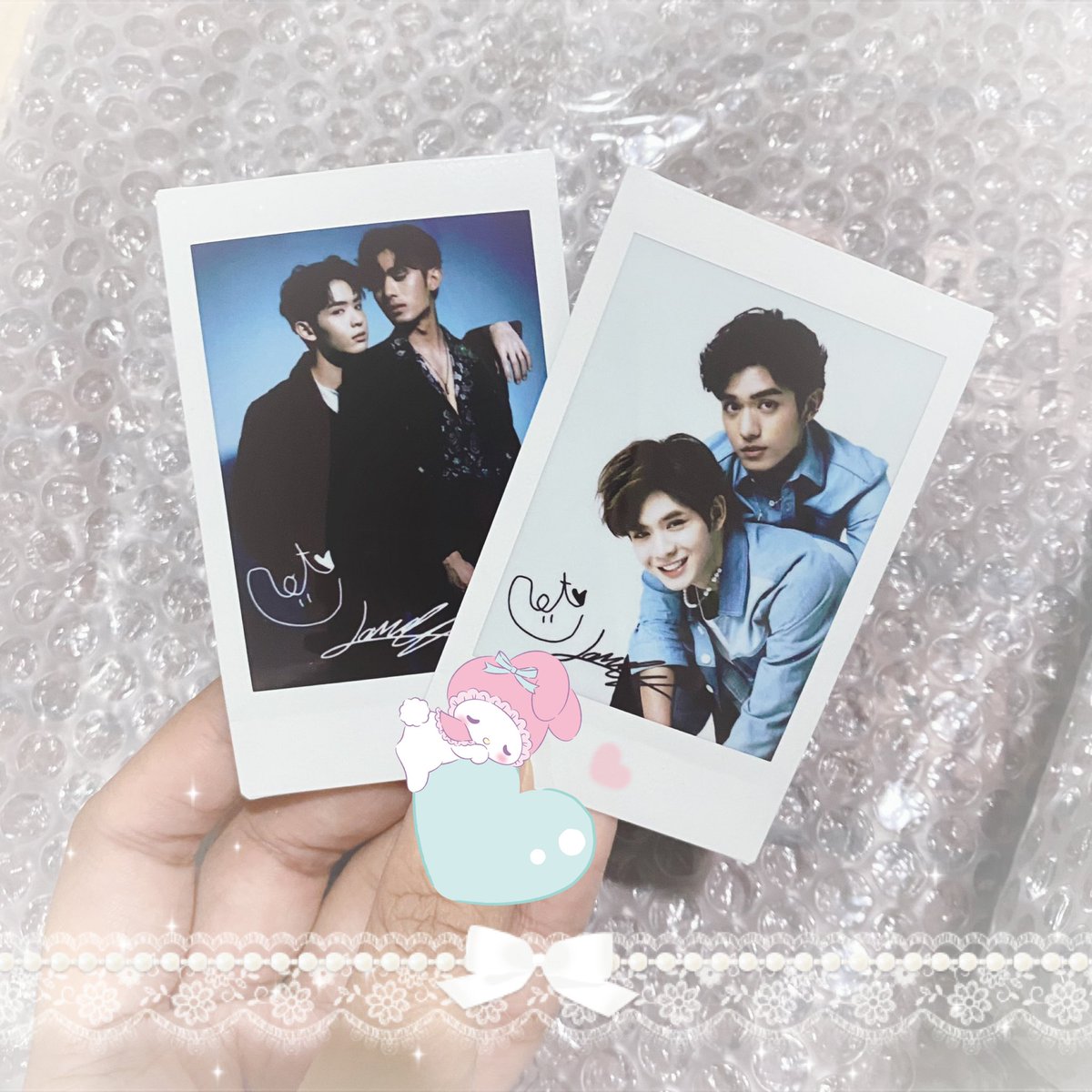 thisismytkzone's tweet photo. ได้รับของแล้วค่า ขอบคุณทางแบรนด์มากๆเลยค่ะ แก้วน้ำของจริงสวยแบบจึ้งมากกก🥺✨🤍แล้วก็ขอบคุณสำหรับรูปพลร.เน็ตเจมส์ด้วยค่า🫶🏻💖 

#IGNITExNetJamesLive
#IGNITExNetJames #NetJames #netsiraphop #JamesSu https://t.co/XJAyBvWrBQ